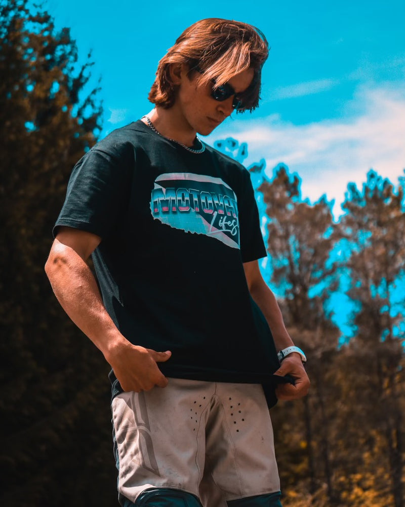 Retro Tee